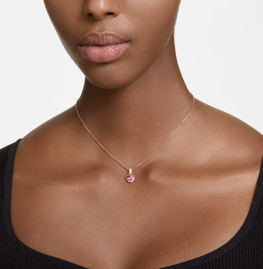 Forgyldt halskæde med rødt hjerte vedhæng, Swarovski Stilla - Image 2